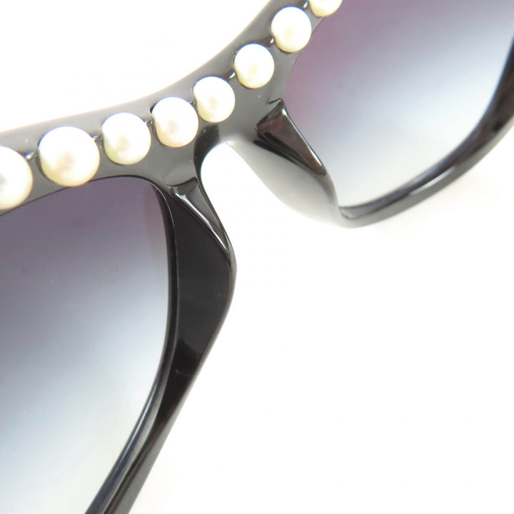 美品★CHANEL シャネル 6038-H ロゴ入り フェイクパール付き サングラス アイウェア ブラック 56□17 135 イタリア製