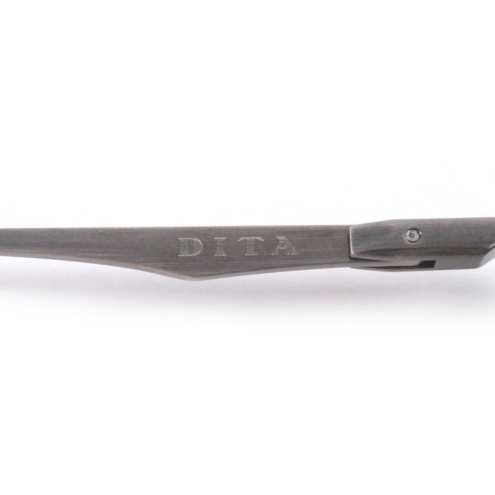 極美品□DITA ディータ DTX142-A-03 TYPOGRAPHER ハーフリム サーモントメガネ 眼鏡 ネイビー シルバー 52□19-140 日本製 定価123200円