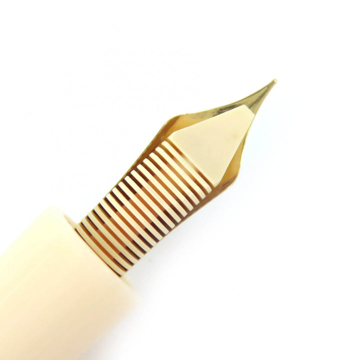 美品△Visconti ヴィスコンティ V55652 アメリゴ ベスプッチ 世界500本限定品 070/500 ペン先23KPd 万年筆 Fニブ アイボリー グレー