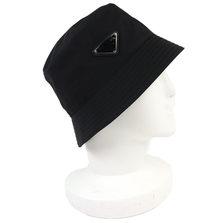 美品△PRADA プラダ 1HC137 トライアングルロゴ RE-NYLON バケットハット 帽子 ブラック S イタリア製 正規品 レディース