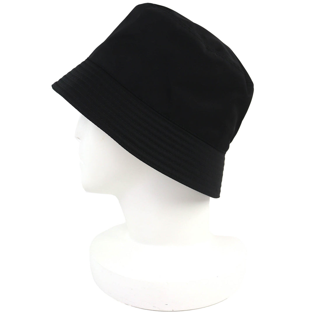 美品△PRADA プラダ 1HC137 トライアングルロゴ RE-NYLON バケットハット 帽子 ブラック S イタリア製 正規品 レディース