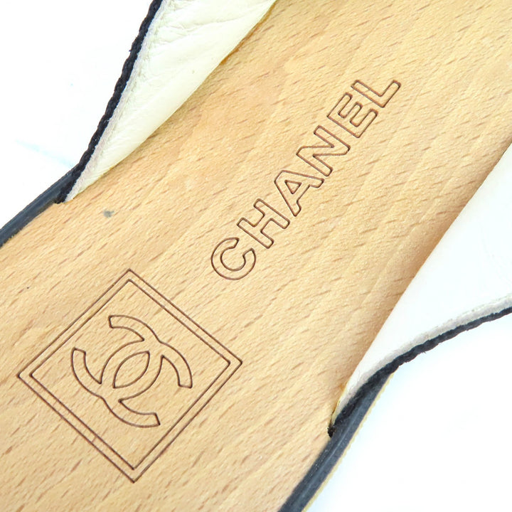 美品△CHANEL シャネル G24999 ENTRE DOIGTS ココマーク ウッド トングサンダル ビーチサンダル ベージュ ブラック 35 箱付き スペイン製