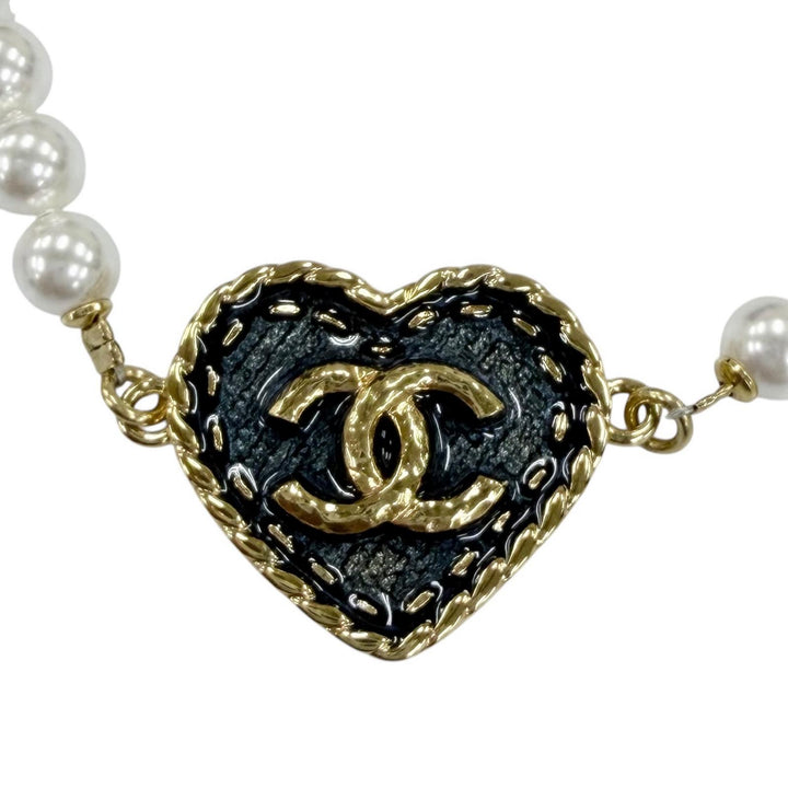 美品☆CHANEL シャネル 2024年製 I24P ココマーク ハート フェイクパール デニムデザイン ブレスレット ゴールド イタリア製 レディース