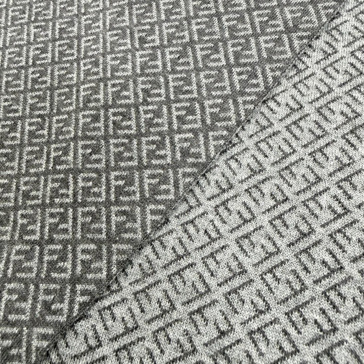 未使用品▲FENDI フェンディ ウール100％ マイクロズッカ柄 マフラー グレー イタリア製 正規品 メンズ