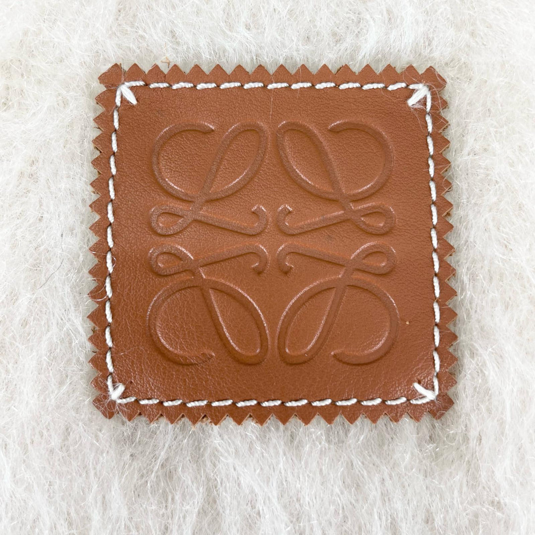 極美品▲LOEWE ロエベ モヘア ウール アナグラム レザーパッチ フリンジ マフラー アイボリー スペイン製 正規品 レディース