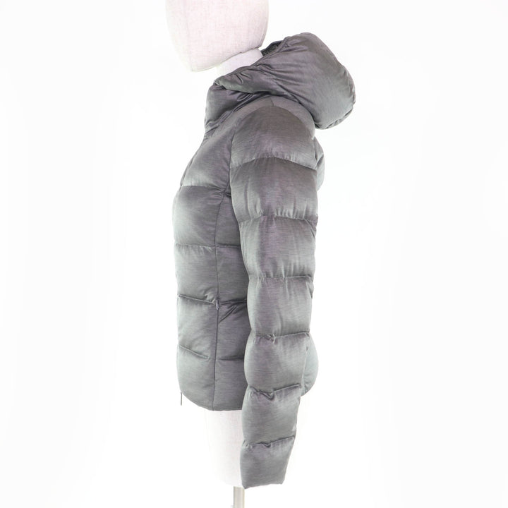 美品★MONCLER モンクレール 220934599500 JERSEY ジェルジー フード・ロゴZIP付 ダウンジャケット グレー 00 正規品 レディース