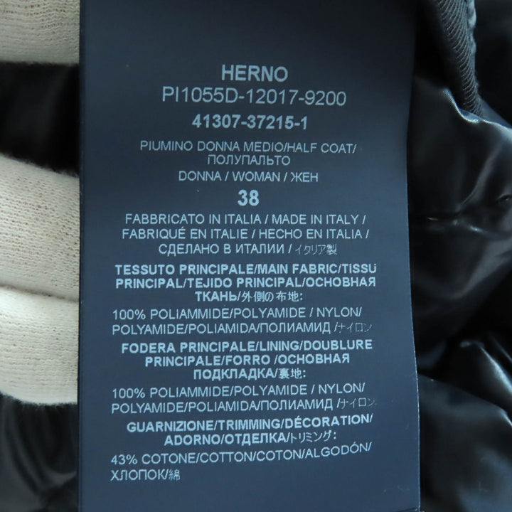 極美品△Herno ヘルノ PI1055D-12017 ロゴプレート ノーカラー ライト ダウンコート 軽量 ネイビー 38 正規品 イタリア製 レディース