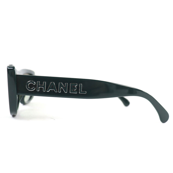 極美品△CHANEL シャネル 5559-A レクタングル シェイプ サングラス アイウェア ロゴ グリーン 56□16 140 デモレンズ 定価116600円