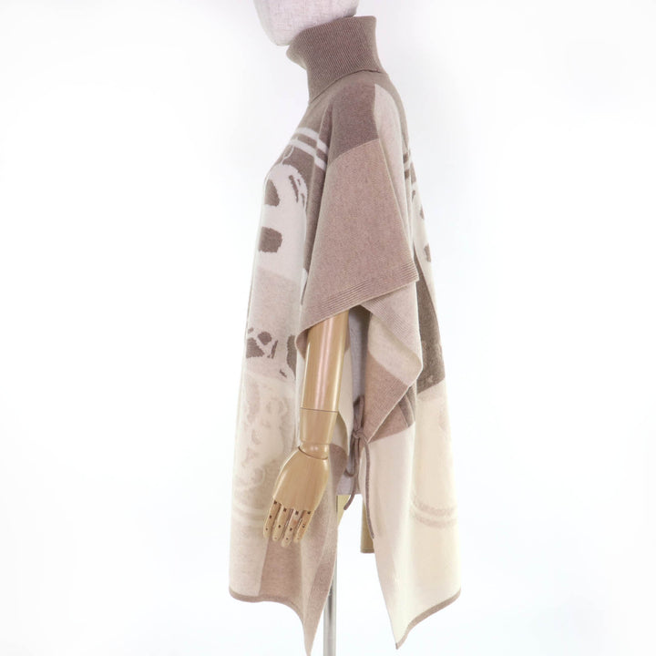 美品☆HERMES エルメス BRIDES de GALA 式典用馬勒 カシミヤ100％ ハイネック ニット 大判 ポンチョ ベージュ TU 英国製 レディース