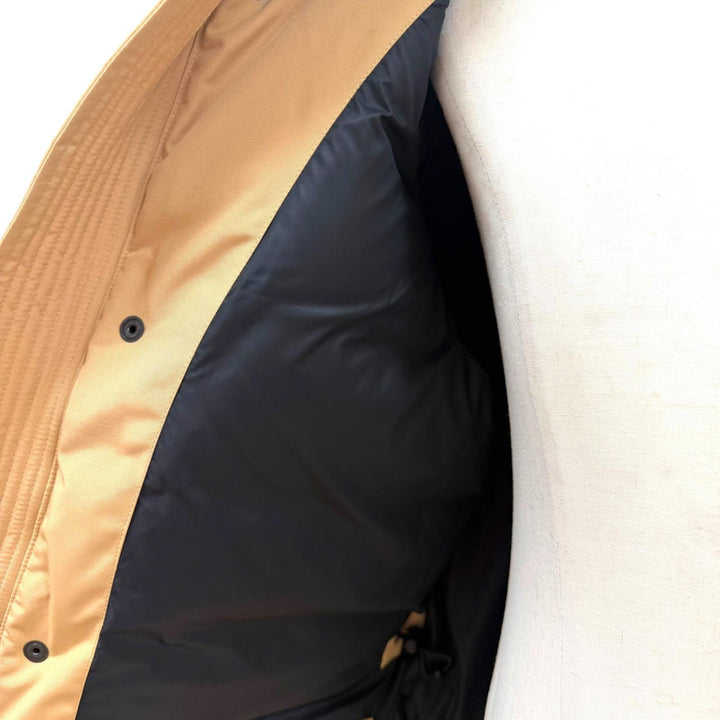 美品▼ARCTIC EXPLORER アークティックエクスプローラー 18-011-610-0037 フーデッド WZIP ダウンジャケット ベージュ 46 正規品 メンズ