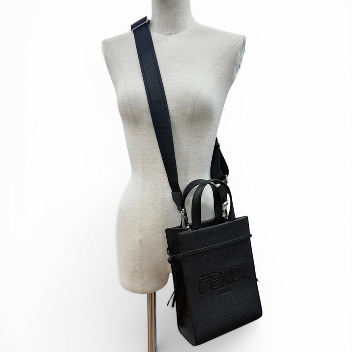 極美品▼FENDI フェンディ 7VA584 レザー ゴートゥショッパー スモール 2WAY ハンドバッグ ショルダーバッグ ブラック 伊製 レディース