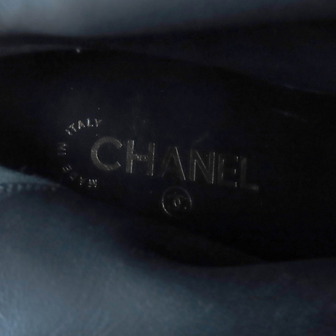 未使用品★CHANEL シャネル 25A G46591 ココマーク金具付 レザー使い バックZIP スウェードレザー ロングブーツ ベージュ 黒 38 箱付