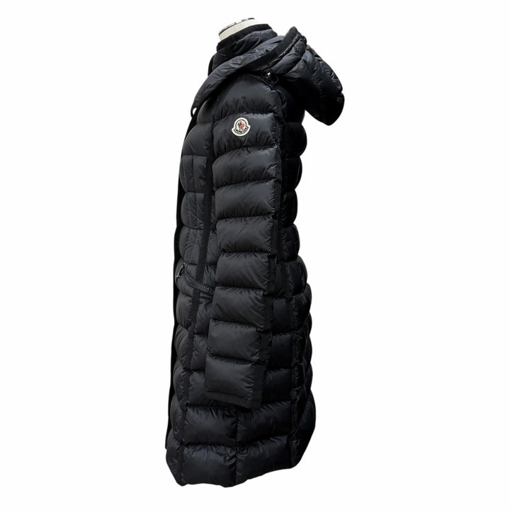 美品★MONCLER モンクレール 2023年製 HERMINE ロゴワッペン・フード付 ダウンコート ダウンジャケット ブラック 0 正規品 レディース
