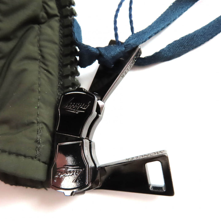 未使用品★MONCLER モンクレール CAPRIER ベルト・ロゴプレート付 ロング丈 ダウンコート ダウンジャケット カーキ 0 正規品 レディース
