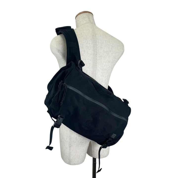 極美品▲PORTER ポーター 吉田カバン KLUNKERZ クランカーズ ナイロン ショルダーバッグ メッセンジャーバッグ ブラック 日本製 メンズ
