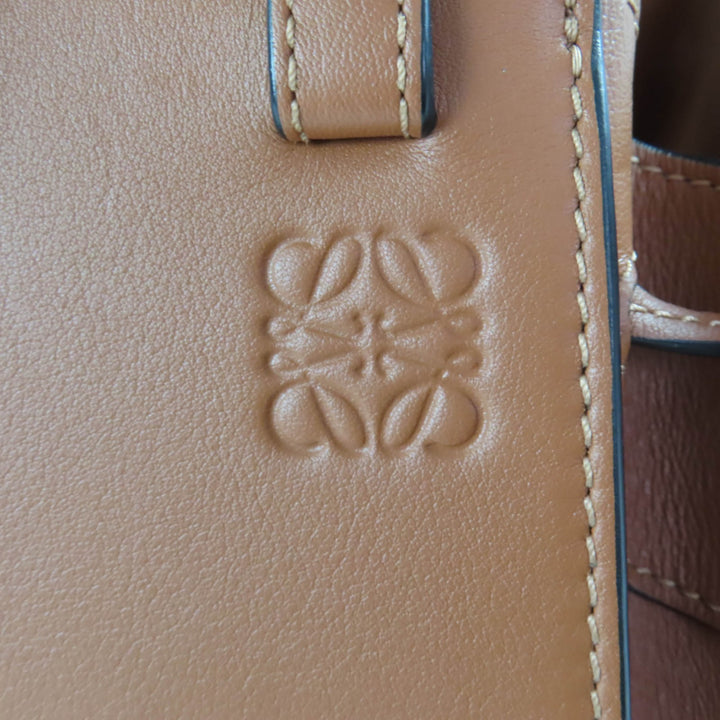 極美品★LOEWE ロエベ 314.30.V07 ハンモック ドローストリング ミニ タン 2WAY レザー ショルダーバッグ スペイン製 レディース