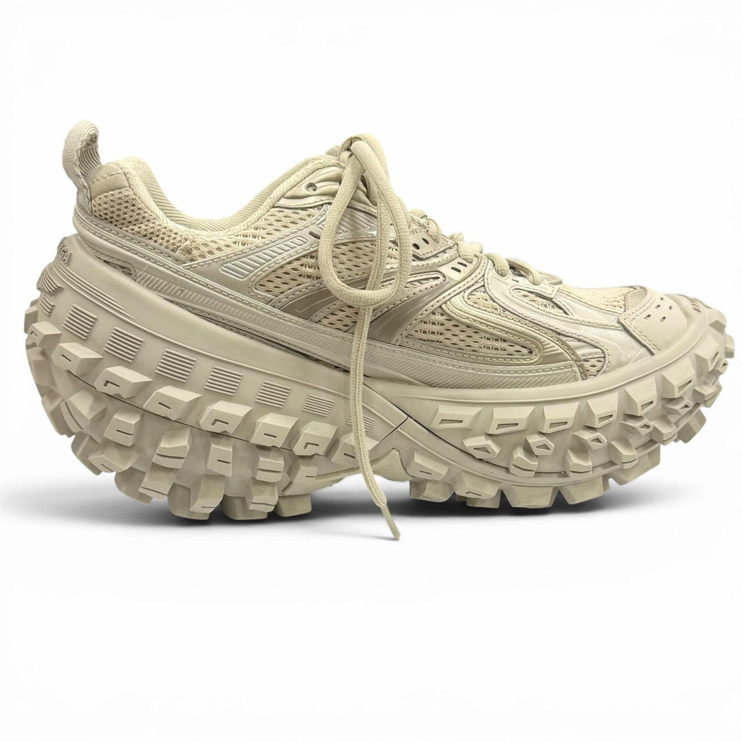 美品★BALENCIAGA バレンシアガ 685611 バウンサー ロゴ入り メッシュ レースアップ ローカットスニーカー ベージュ 24 レディース 箱付