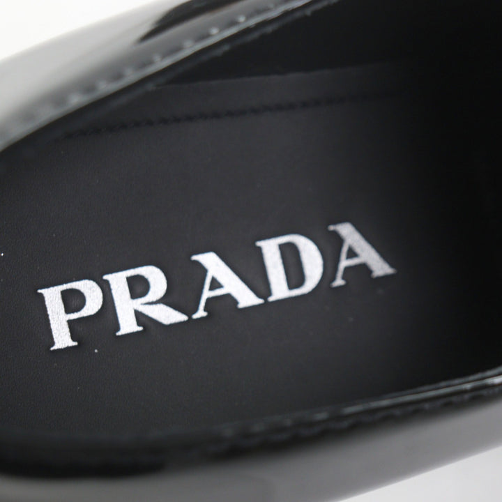 未使用品▼PRADA プラダ 2DE127 チョコレート パテントレザー トライアングルロゴ 三角プレート ローファー ブラック 6.5 箱付き メンズ