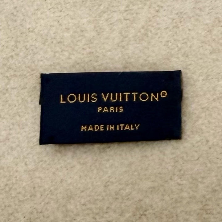 美品★LOUIS VUITTON ルイヴィトン 2025年製 M78123 マフラー･レイキャビック カシミヤ100％ 現行品 ロゴデザイン 大判 マフラー 箱付