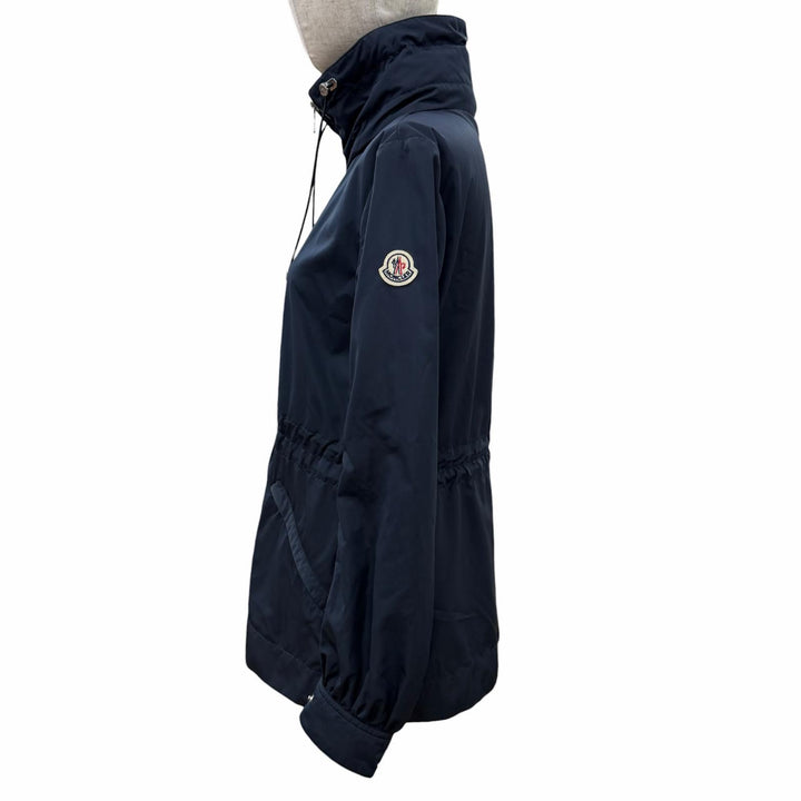 美品☆MONCLER モンクレール 2023年製 J10931A00087 ENET ロゴワッペン・フード付 ZIP UP ジャケット ネイビー 0 正規品 レディース
