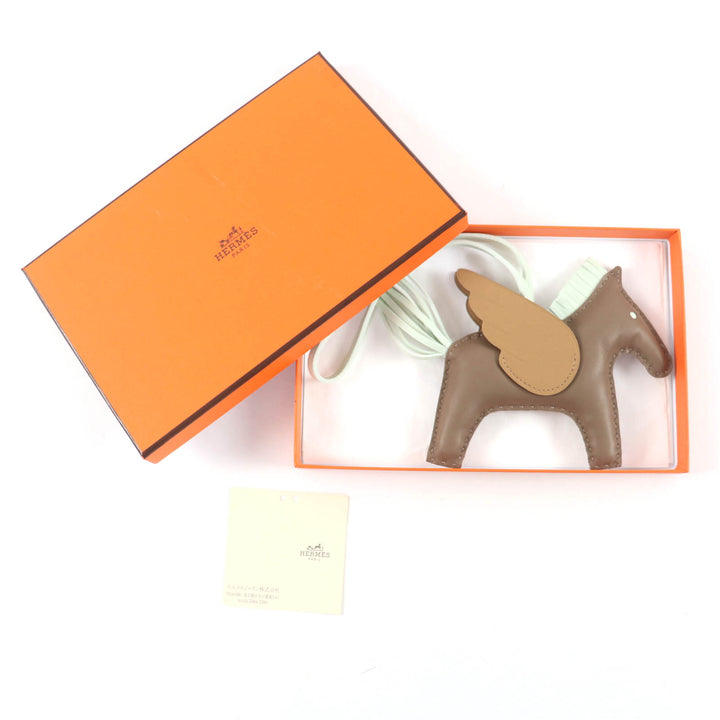 未使用品★HERMES エルメス ロデオチャーム ペガサスMM エトゥープ/ビスキュイ/ヴェールフィズ アニョーミロ バッグチャーム U刻印 箱付