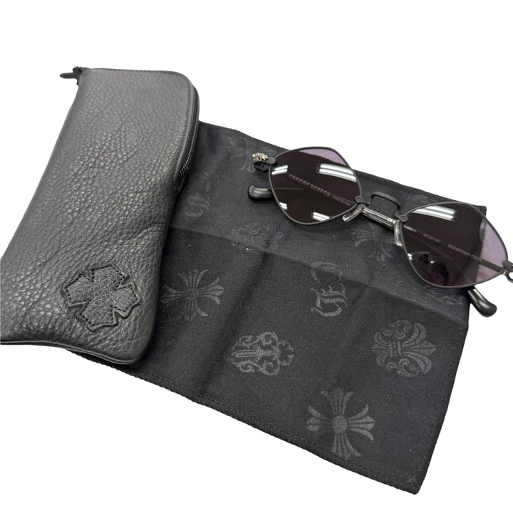 極美品□CHROME HEARTS クロムハーツ DIAMOND DOG SV925使い フローラルクロス サングラス マットブラック 50□22-141 度入り 日本製