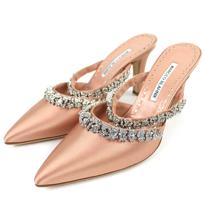 極美品△MANOLO BLAHNIK マノロブラニク VEDADAMU クリスタルビジュートリム ポインテッドトゥ サテン ミュール ピンクベージュ 37.5