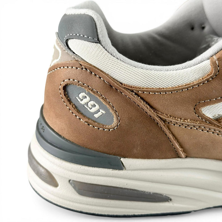 未使用品▲NEW BALANCE ニューバランス U991TB2 991v2 レザー スニーカー ブラウン ホワイト 7.5 イングランド製 メンズ 箱付き