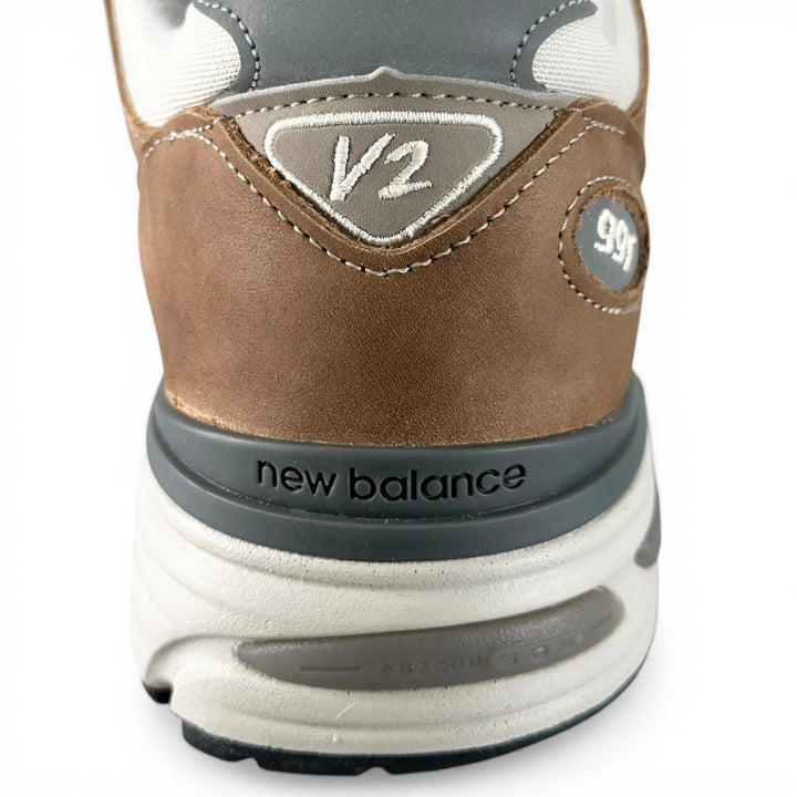 未使用品▲NEW BALANCE ニューバランス U991TB2 991v2 レザー スニーカー ブラウン ホワイト 7.5 イングランド製 メンズ 箱付き
