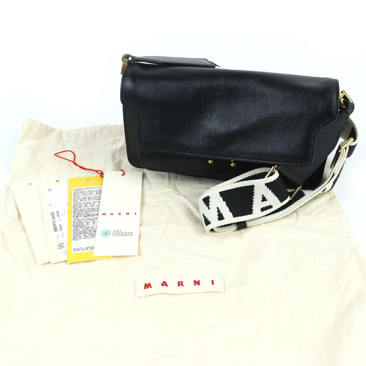極美品△MARNI マルニ SBMP0124Q6 TRUNK SOFT EW レザー ロゴ ショルダーバッグ ブラック ゴールド金具 保存袋付 イタリア製 レディース