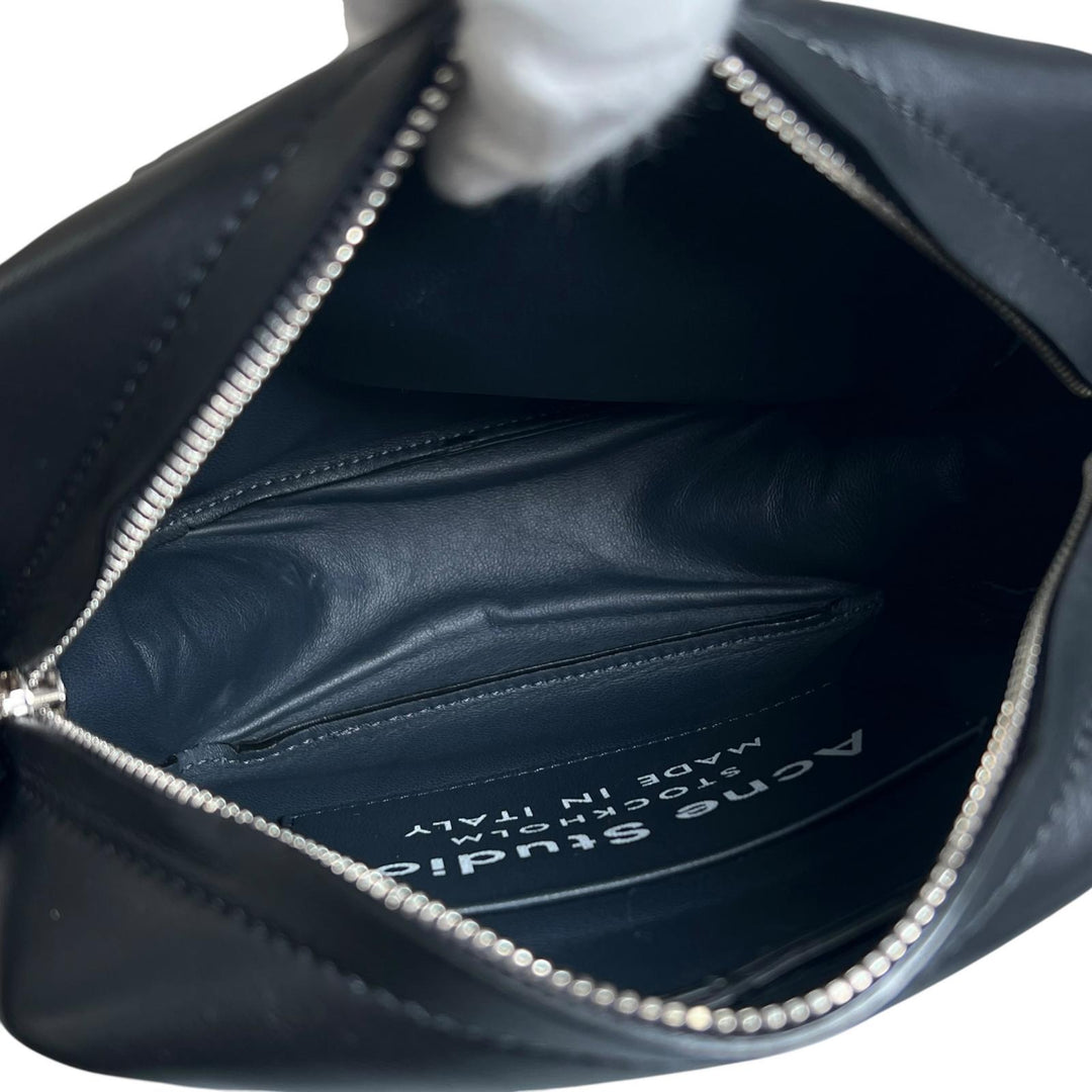 美品▲ACNE STUDIOS アクネストゥディオズ Musubi Camera Bag レザー ショルダーバッグ ブラック イタリア製 レディース