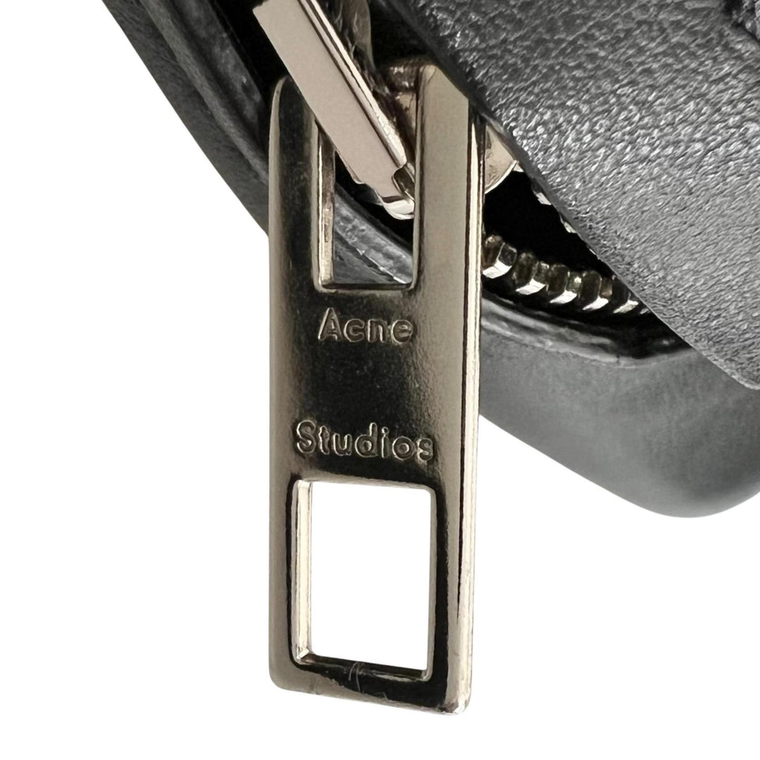 美品▲ACNE STUDIOS アクネストゥディオズ Musubi Camera Bag レザー ショルダーバッグ ブラック イタリア製 レディース
