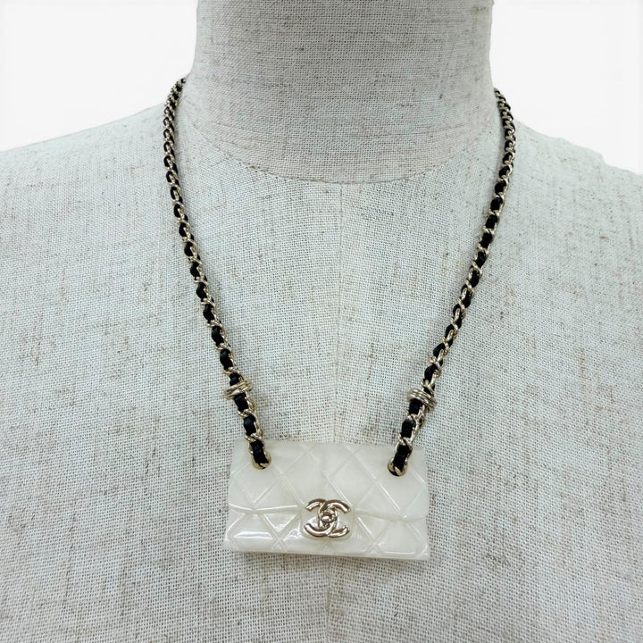 極美品☆CHANEL シャネル 2023年製 B23C マトラッセバッグモチーフ ココマーク チェーン ネックレス アイボリー イタリア製 レディース