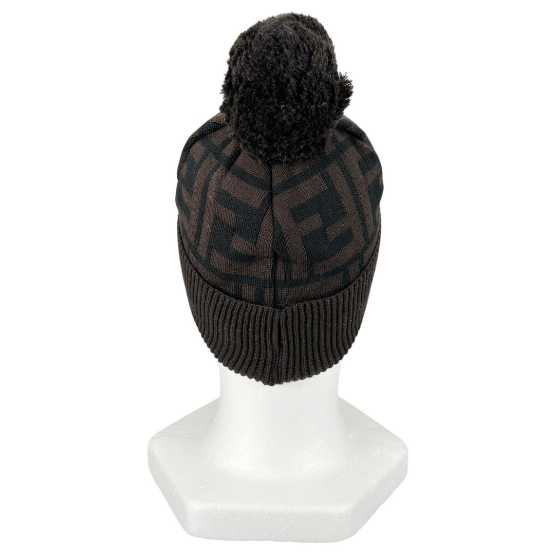未使用品▲FENDI フェンディ ウール100% ズッカ柄 ジャガード織り ボンボン付 ニット帽 ニットキャップ ブラウン イタリア製 レディース
