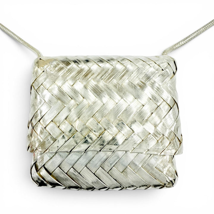 美品◇TIFFANY&amp;Co. ティファニー ヴィンテージ 925 ピルケース メッシュポケット 編み込みデザイン ロングネックレス シルバー 重量33.2g