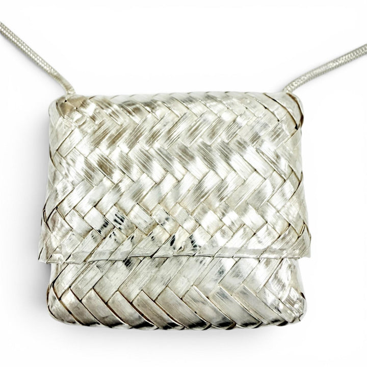 美品◇TIFFANY&amp;Co. ティファニー ヴィンテージ 925 ピルケース メッシュポケット 編み込みデザイン ロングネックレス シルバー 重量33.2g