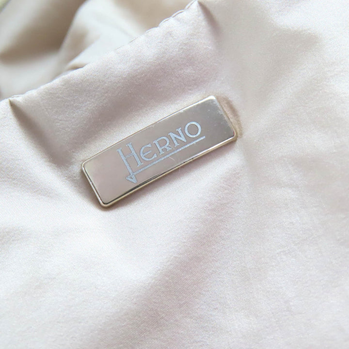 美品△Herno ヘルノ 2021年製 PI0848D DIAGONAL WOOL AND NUAGE PARKA ウール切替 フード付 ダウンコート ピンクベージュ 38 伊製 正規品