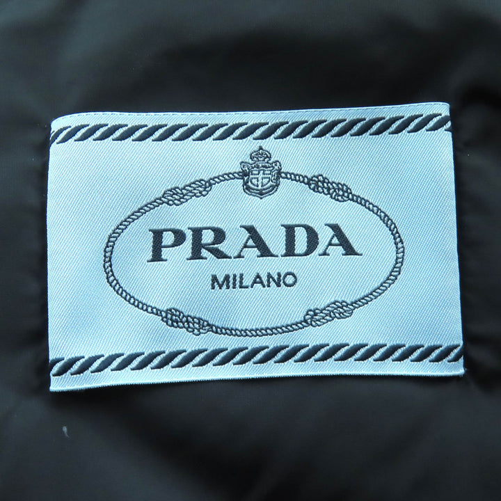 極美品△PRADA プラダ 25AW 292214 トライアングルロゴプレート ウエストゴム フード付 ベルベット ダウンジャケット ネイビー 36 正規品