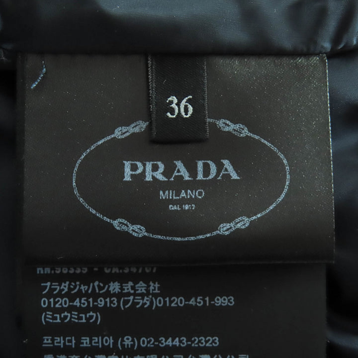 極美品△PRADA プラダ 25AW 292214 トライアングルロゴプレート ウエストゴム フード付 ベルベット ダウンジャケット ネイビー 36 正規品