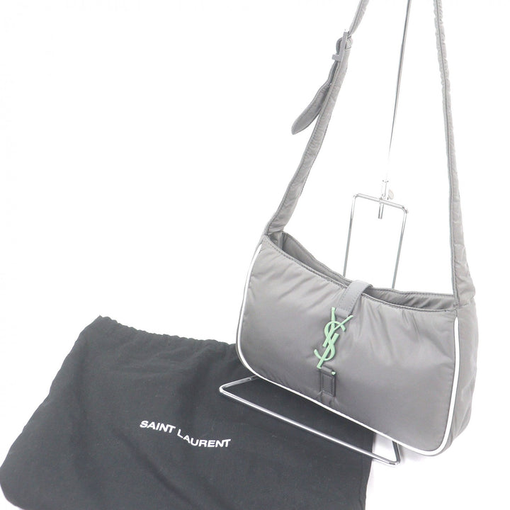 極美品□SAINT LAURENT PARIS サンローランパリ 733294 ナイロン カサンドラロゴ金具 ワンショルダーバッグ イタリア製 レディース