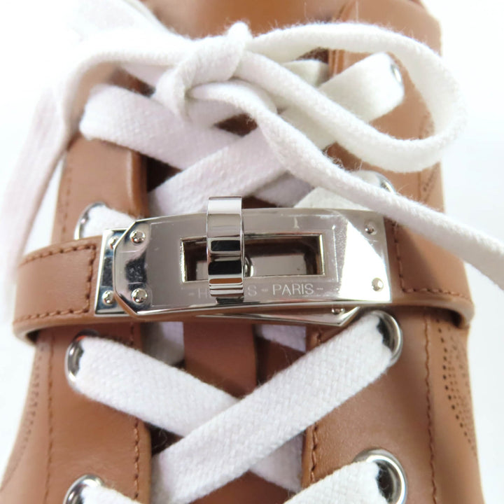 美品★HERMES エルメス デイ シルバー金具 ケリーバックル付 パンチング レースアップ レザー スニーカー ブラウン 37.5 箱・保存袋付き