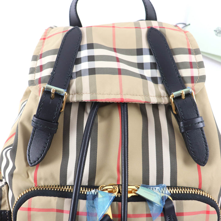未使用品★BURBERRY バーバリー 8032709 ノバチェック柄 レザー使い リュック・デイパック ベージュ 保存袋付き レディース