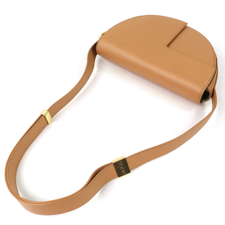 極美品△PATOU パトゥ BA0015004105C Le Patou レザーバッグ 半月型 ショルダーバッグ サンド ベージュ 保存袋付き レディース オススメ