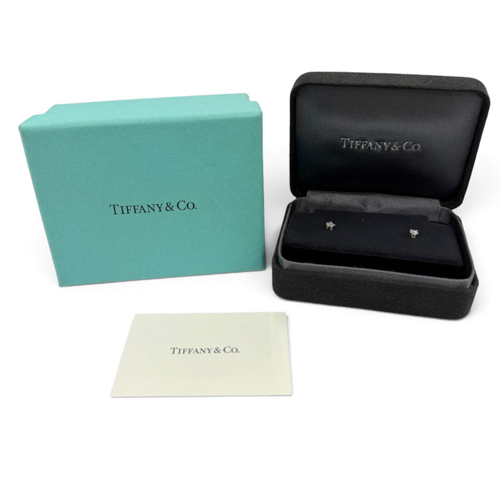 極美品☆TIFFANY&amp;Co. ティファニー スタッド ダイヤ ピアス PT950 ダイヤ:総0.22ct（2粒合計）11年5月購入 プラチナ 重量1.31g 箱付き