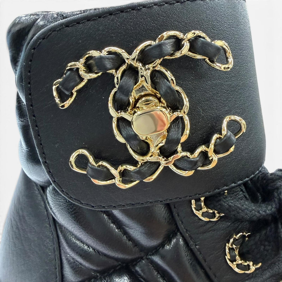 極美品☆CHANEL シャネル G45923 マトラッセ チェーンココマーク ターンロック レザー ショートブーツ ブラック 34 イタリア製 保存袋付
