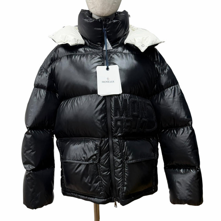 未使用品★MONCLER モンクレール 2022年製 ABBAYE フロントロゴ フード付 ZIP UP ダウンジャケット ブラック 3 正規品 レディース