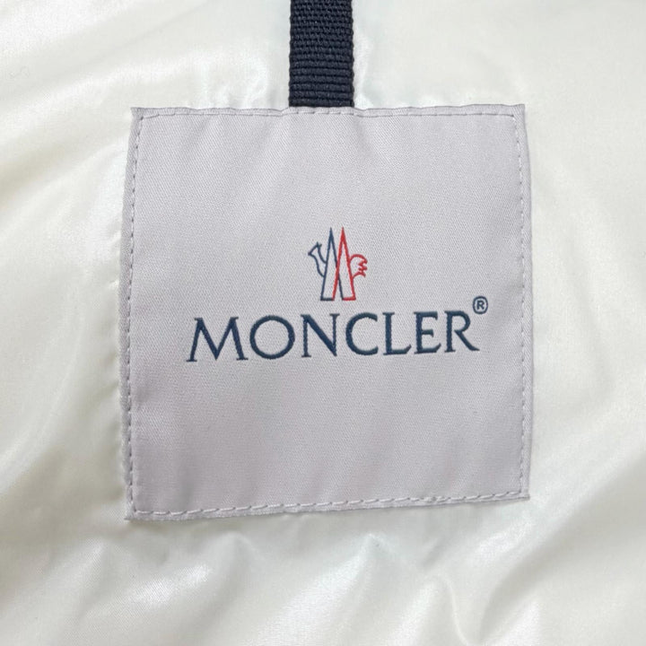 未使用品★MONCLER モンクレール 2022年製 ABBAYE フロントロゴ フード付 ZIP UP ダウンジャケット ブラック 3 正規品 レディース