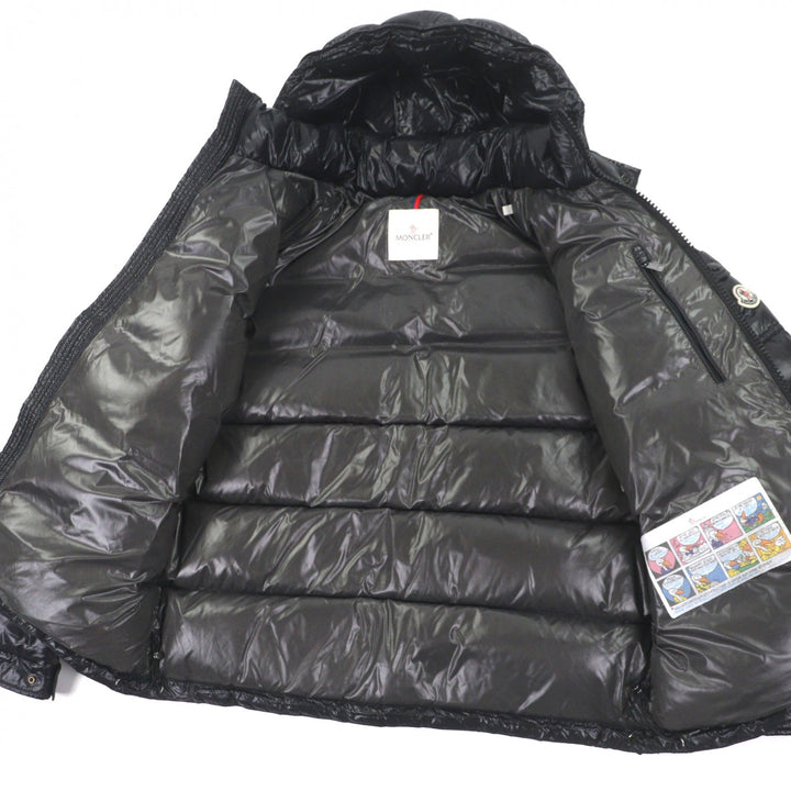 美品▼MONCLER モンクレール 24AW MAYA マヤ ロゴワッペン付 フーデッド WZIPUP ダウンジャケット ブラック 4 イタリア製 正規品 メンズ