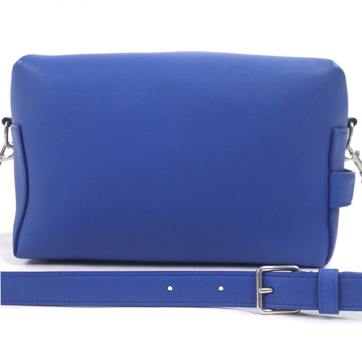 美品□CELINE セリーヌ テイクアウェイ カーフスキン トリオンフ メッセンジャーバッグ ショルダーバッグ オキシドブルー 定価286000円