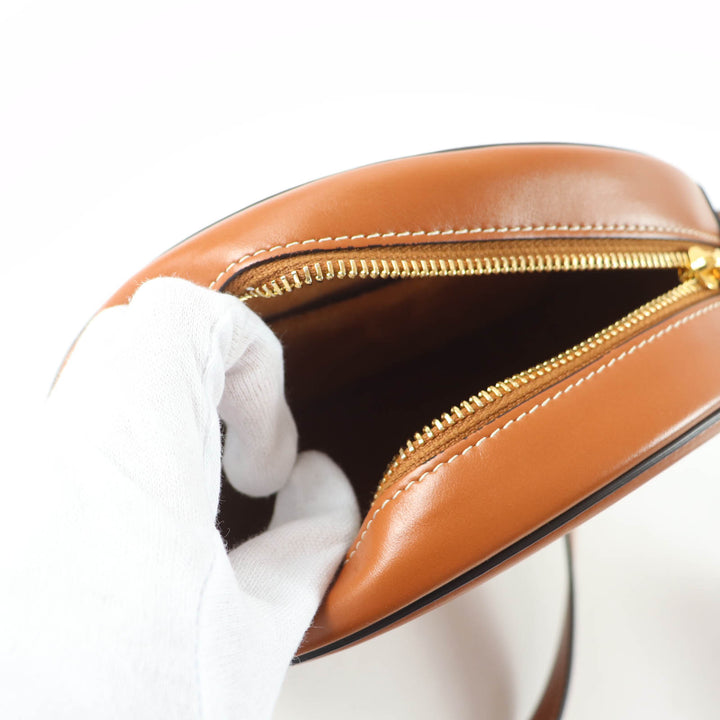 美品☆CELINE セリーヌ 19860 キュイル トリオンフ オーバルパース レザー ショルダーバッグ タン 保存袋付 イタリア製 レディース
